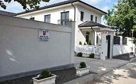 Memangalia